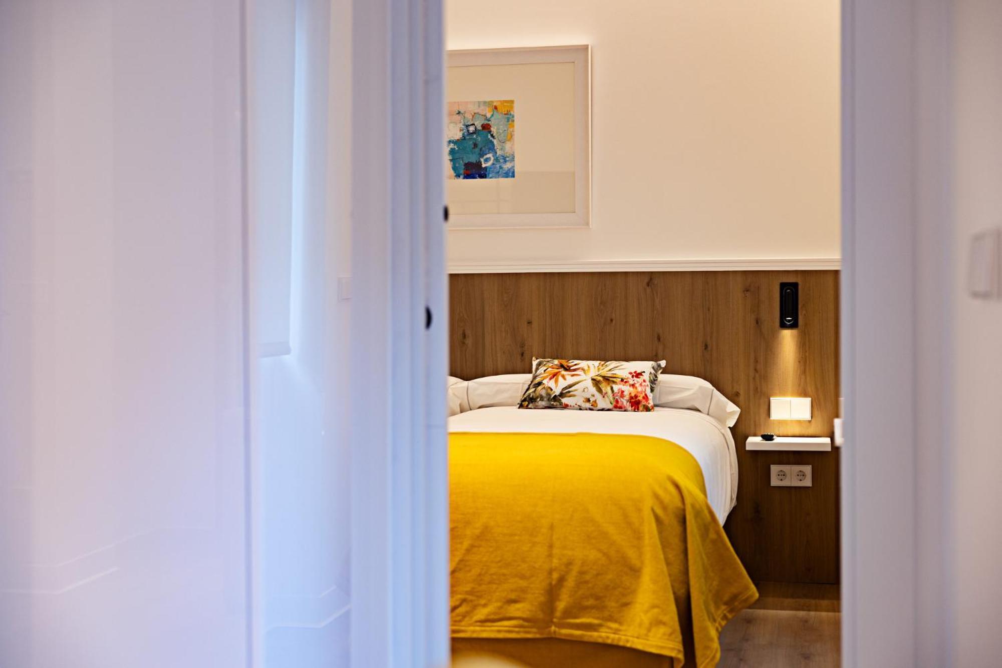 โอสตัล ปารีส Hotel บายาโดลิด ภายนอก รูปภาพ